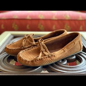Minnetonka Perforated Suede Moccasin Flats/Slipper